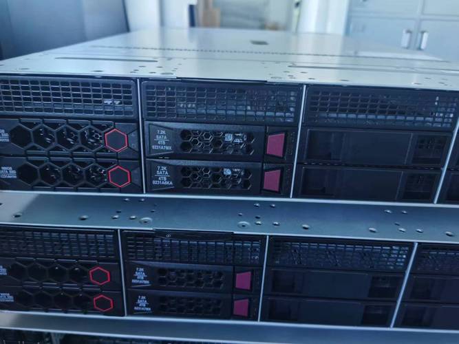 具有理想的 cpu,i/o 和存储性能选项